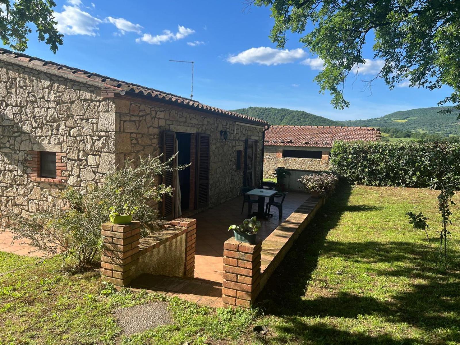Agriturismo La Castellina サトゥルニア エクステリア 写真