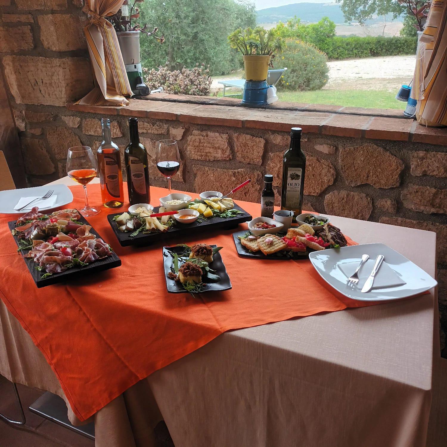 Agriturismo La Castellina サトゥルニア エクステリア 写真