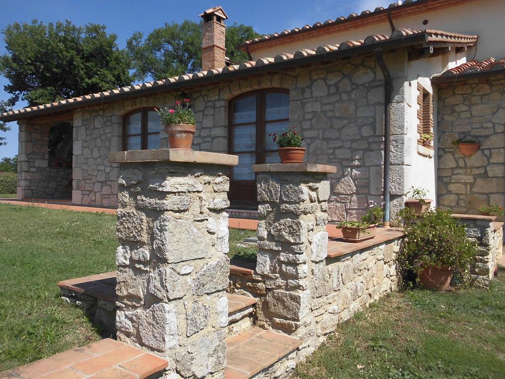 Agriturismo La Castellina サトゥルニア エクステリア 写真